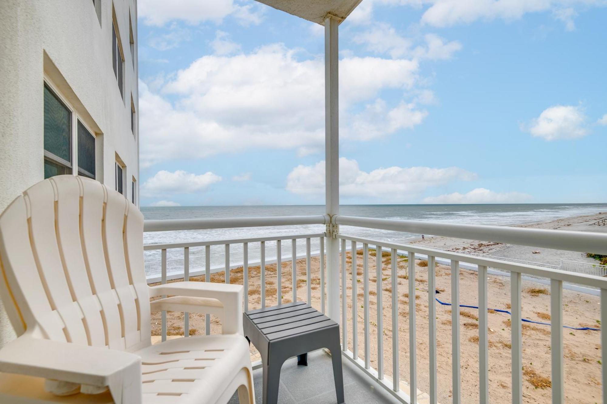 Walk To Shore Satellite Beach Condo With Ocean View ภายนอก รูปภาพ
